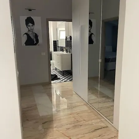 Black Appartement